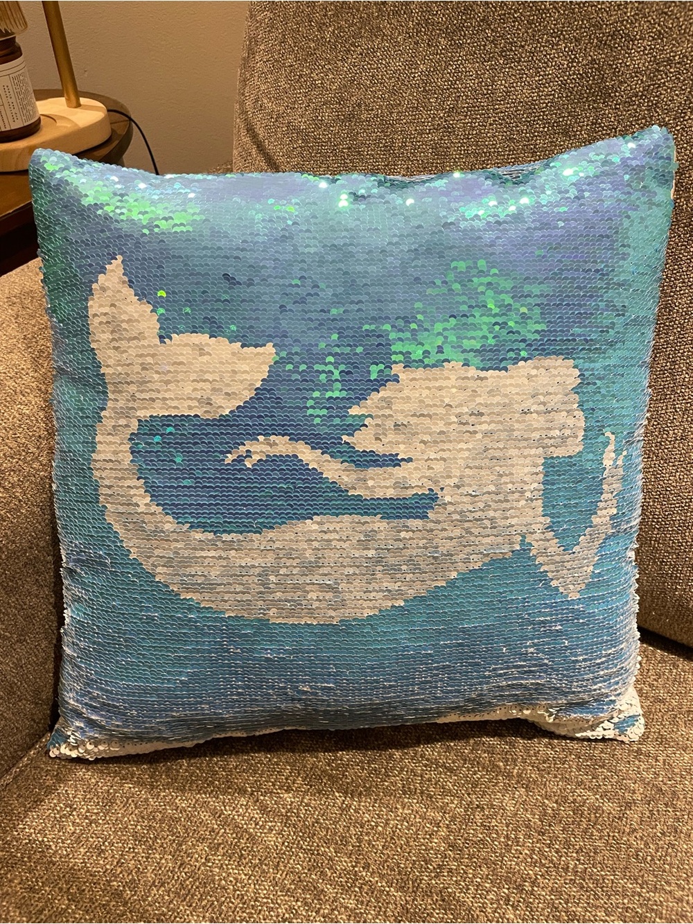 Mermaid pillow with flip sequins 16”